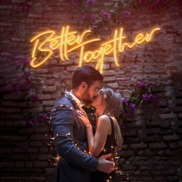 Neon Bodas Better Together
