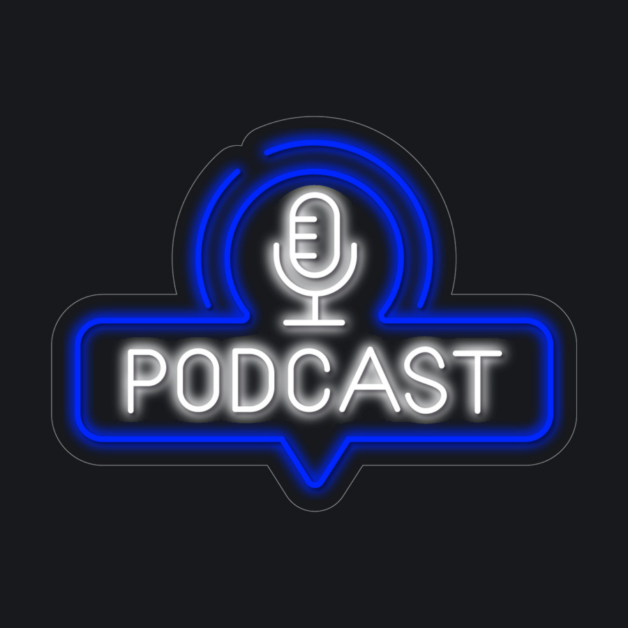 Imagen de estilo neón con un icono de micrófono encima de la palabra «PODCAST», escrita en letras negritas de color blanco y azul brillantes sobre un fondo negro.