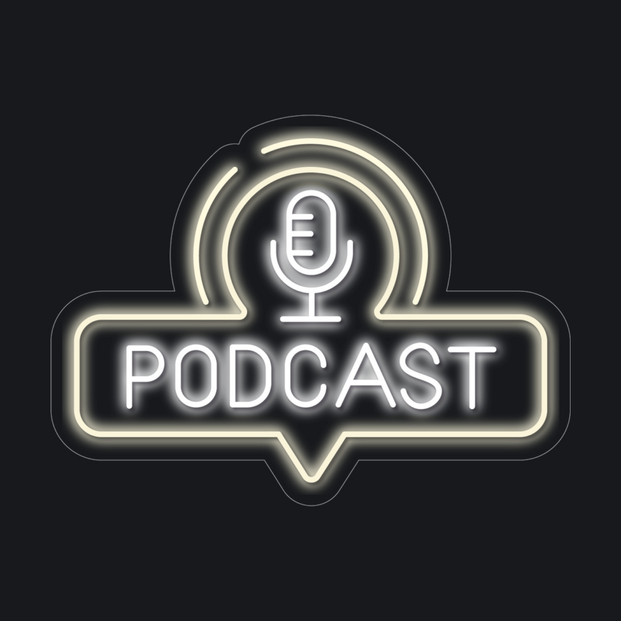 Letrero de estilo neón con un icono de micrófono sobre la palabra «PODCAST», escrita en letras negritas y luminosas sobre un fondo oscuro.